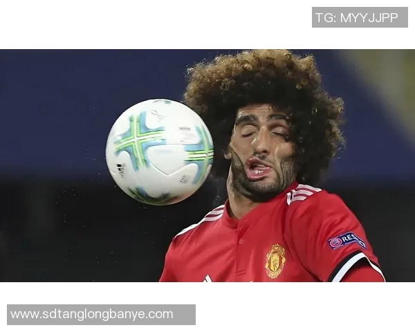 足球传奇：经典老一辈球星排名与回顾分析